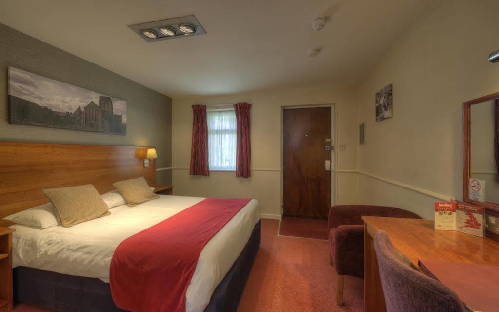 Charnwood Arms Hotel Coalville Exterior foto